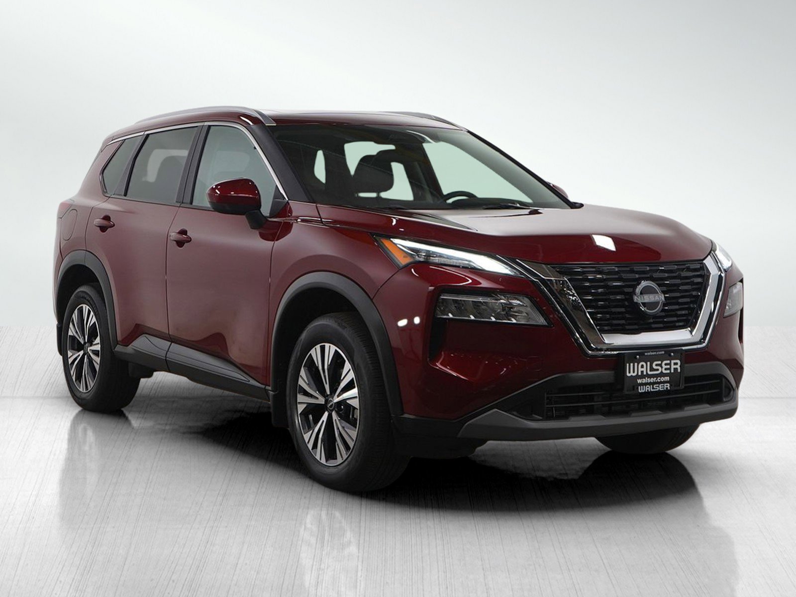 Used 2023 Nissan Rogue SV w/ SV Premium B Package image 7