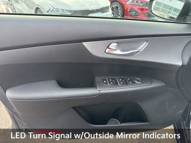 Used 2023 Kia Forte LXS w/ LXS Technology Package image 16