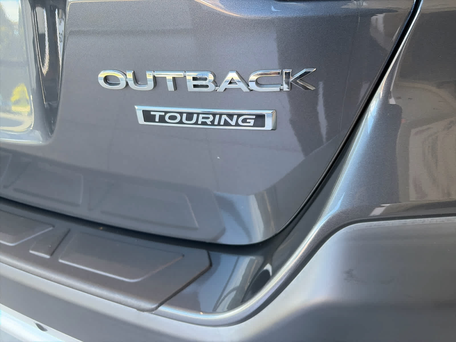 Used 2020 Subaru Outback Touring w/ Popular Package #2 AWD/4WD image 6