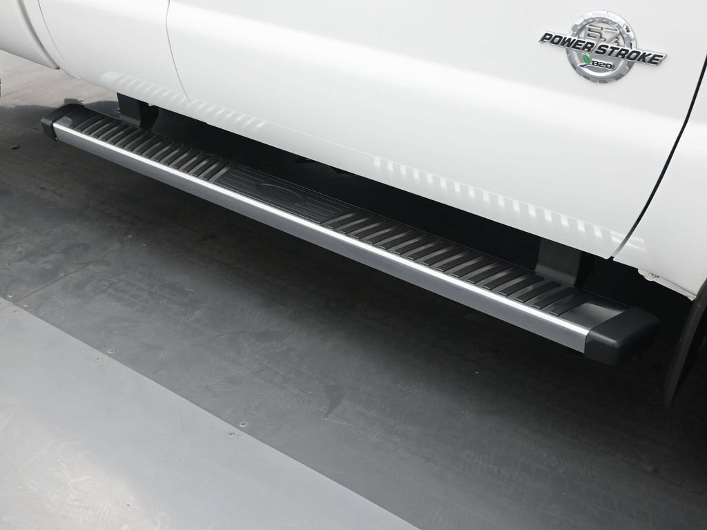 Used 2013 Ford F250 Lariat image 23