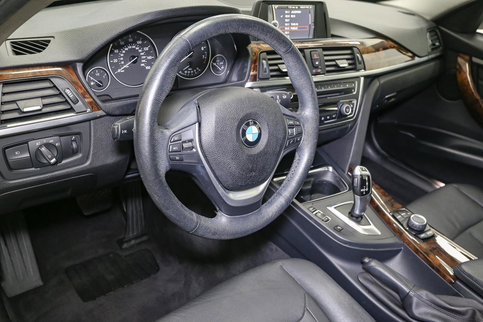 Used 2014 BMW 328i xDrive Sedan image 25
