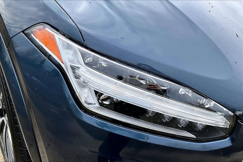 Used 2020 Volvo XC90 T5 Momentum w/ Protection Package Premier image 27