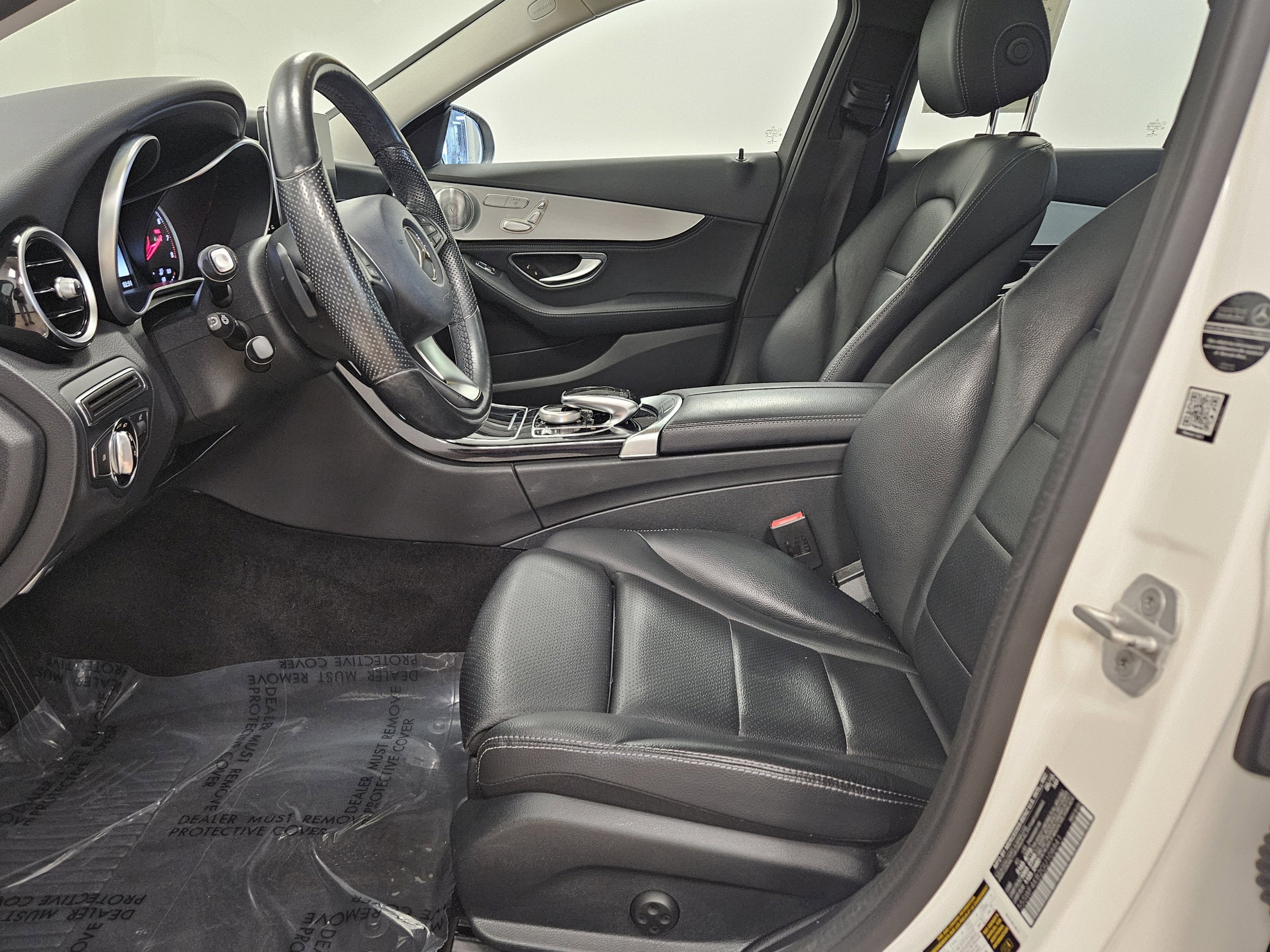 Used 2016 Mercedes-Benz C 300 4MATIC Sedan image 8