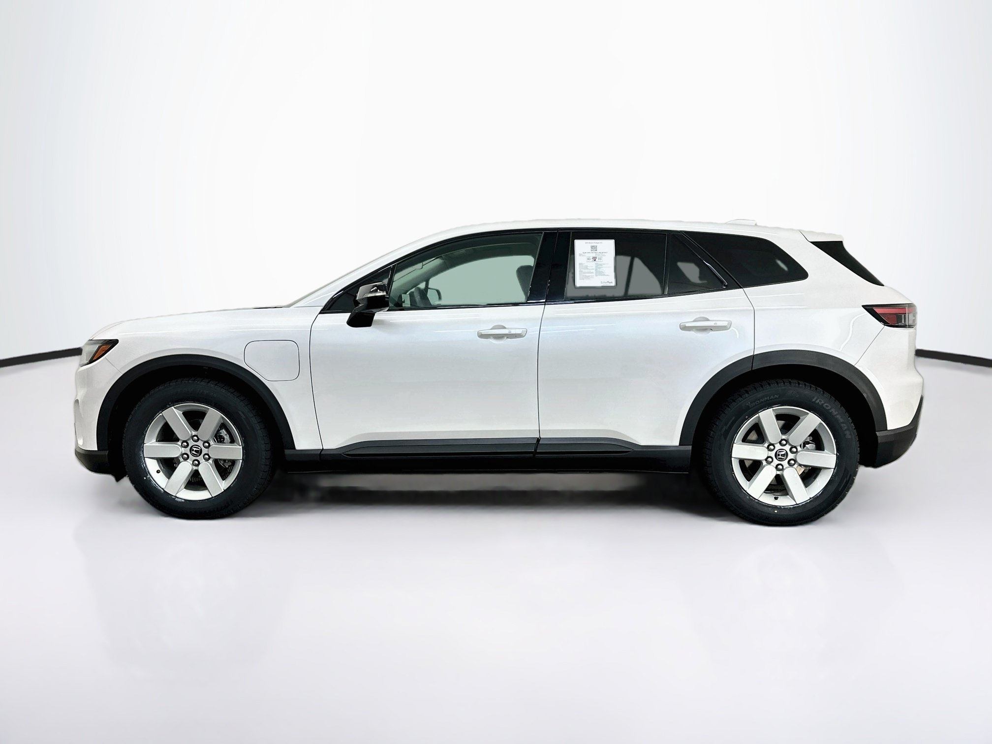 Used 2025 Honda Prologue EX image 4