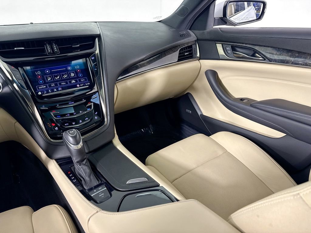 Used 2018 Cadillac CTS Luxury image 30