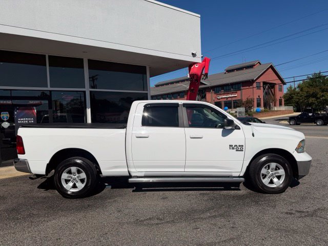 Used 2020 RAM 1500 Classic SLT w/ Luxury Group RWD image 11