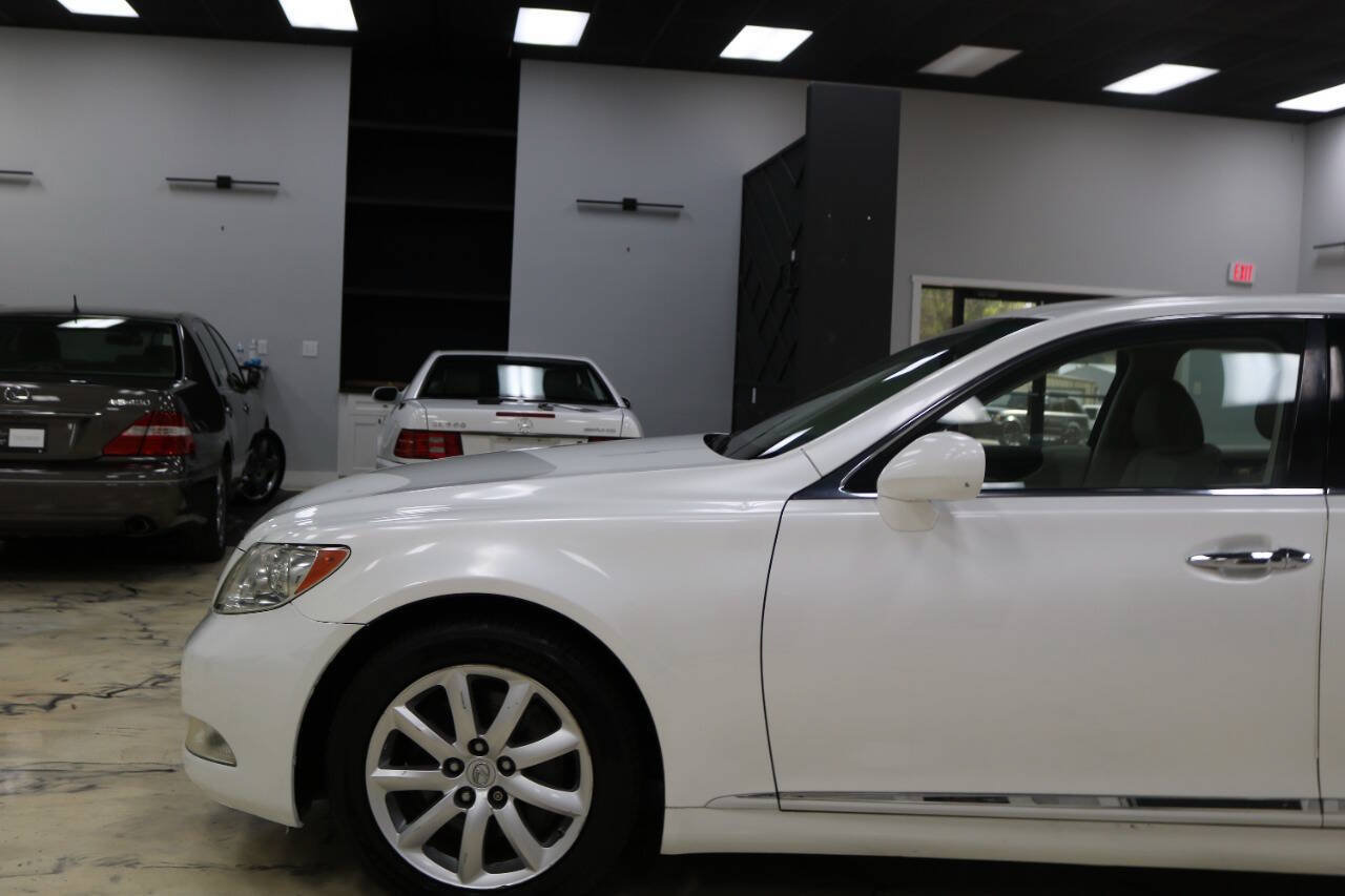 Used 2008 Lexus LS 460 L RWD image 19