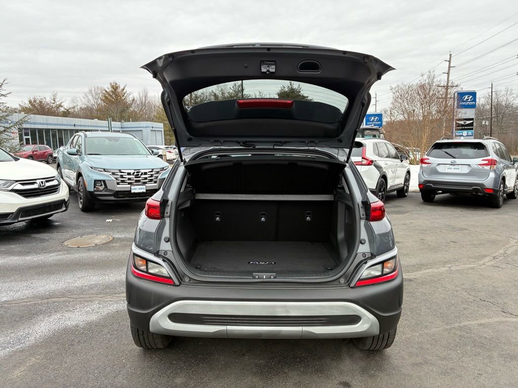 Used 2023 Hyundai Kona SEL w/ Convenience Package image 11
