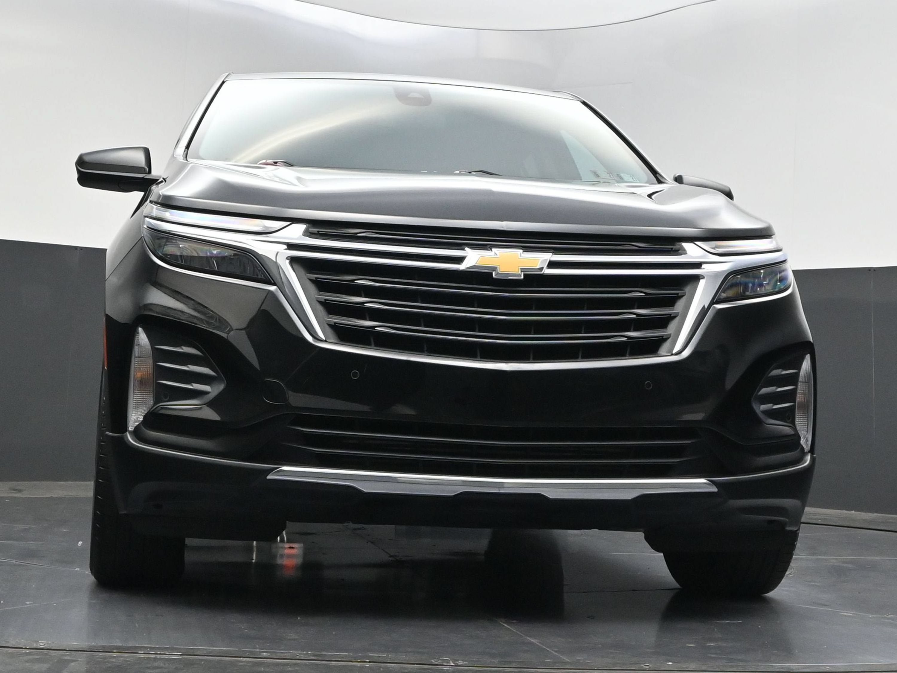 Used 2022 Chevrolet Equinox LT FWD image 36