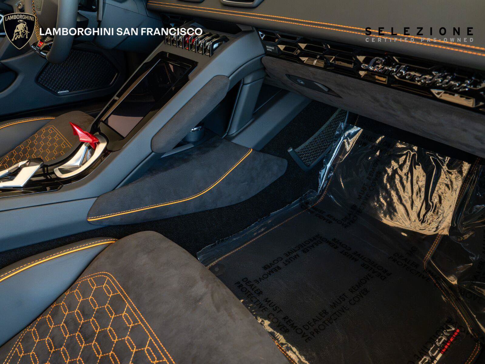 Used 2023 Lamborghini Huracan EVO RWD image 65