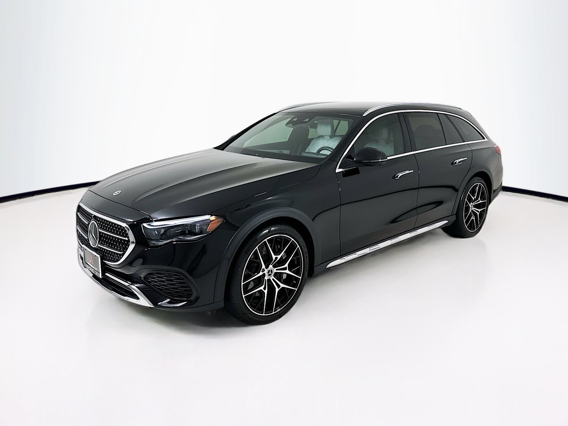 Certified 2024 Mercedes-Benz E 450 4MATIC All-Terrain Wagon image 3