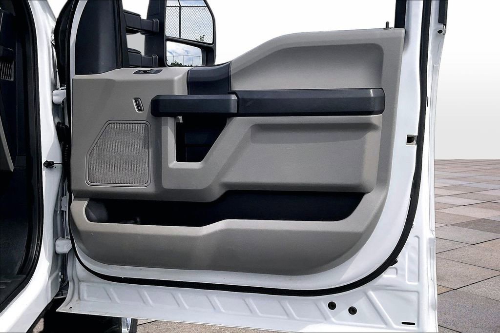 Used 2022 Ford F250 XL w/ Power Equipment Group AWD/4WD image 24