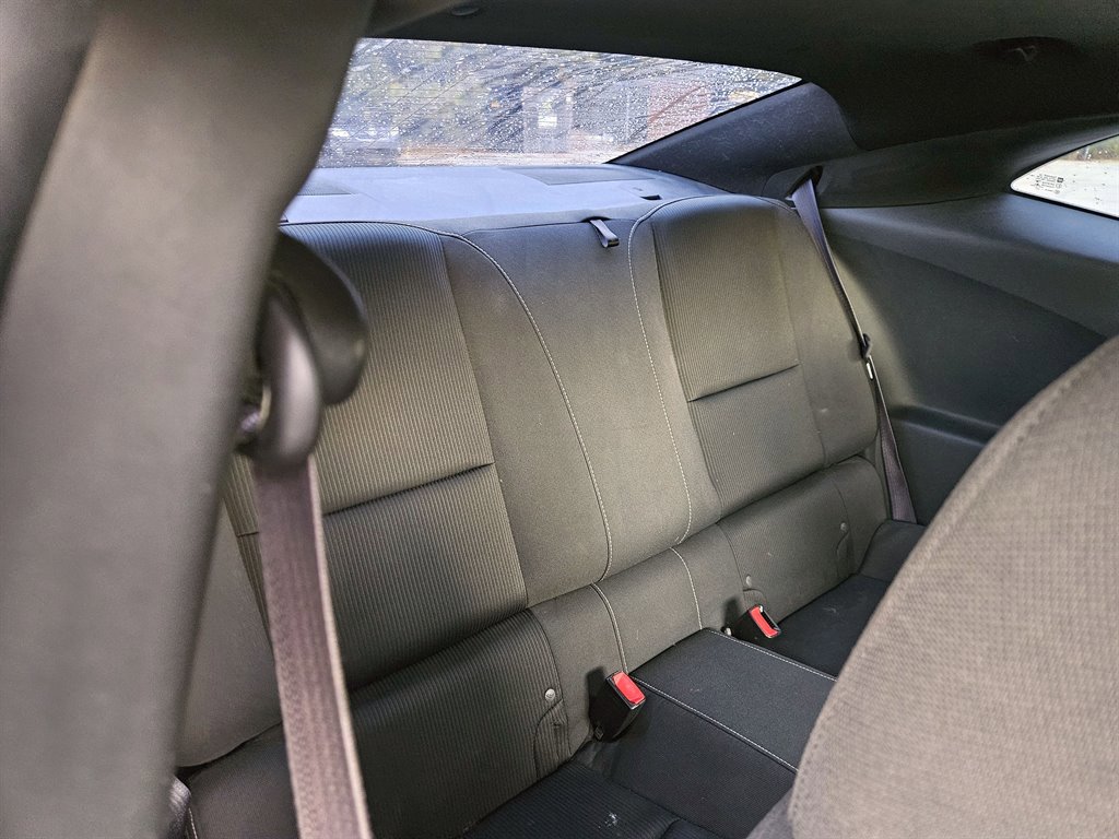 Used 2015 Chevrolet Camaro LT w/ RS Package image 9