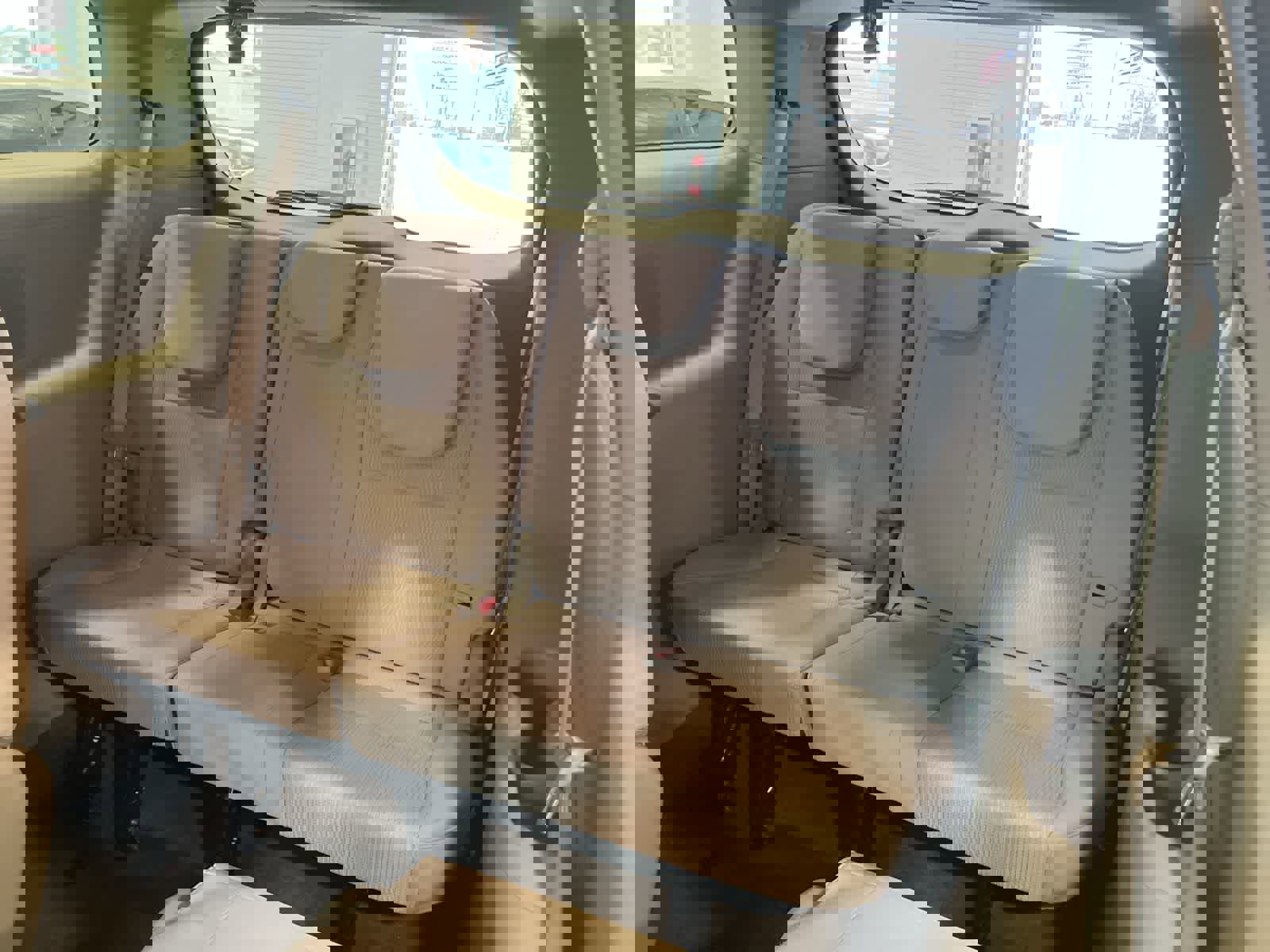 Used 2021 Kia Sedona LX image 24