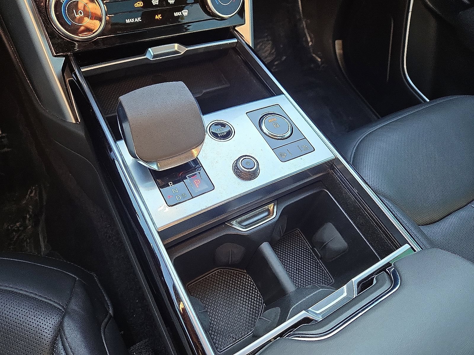 Used 2023 Land Rover Range Rover SE AWD/4WD image 30