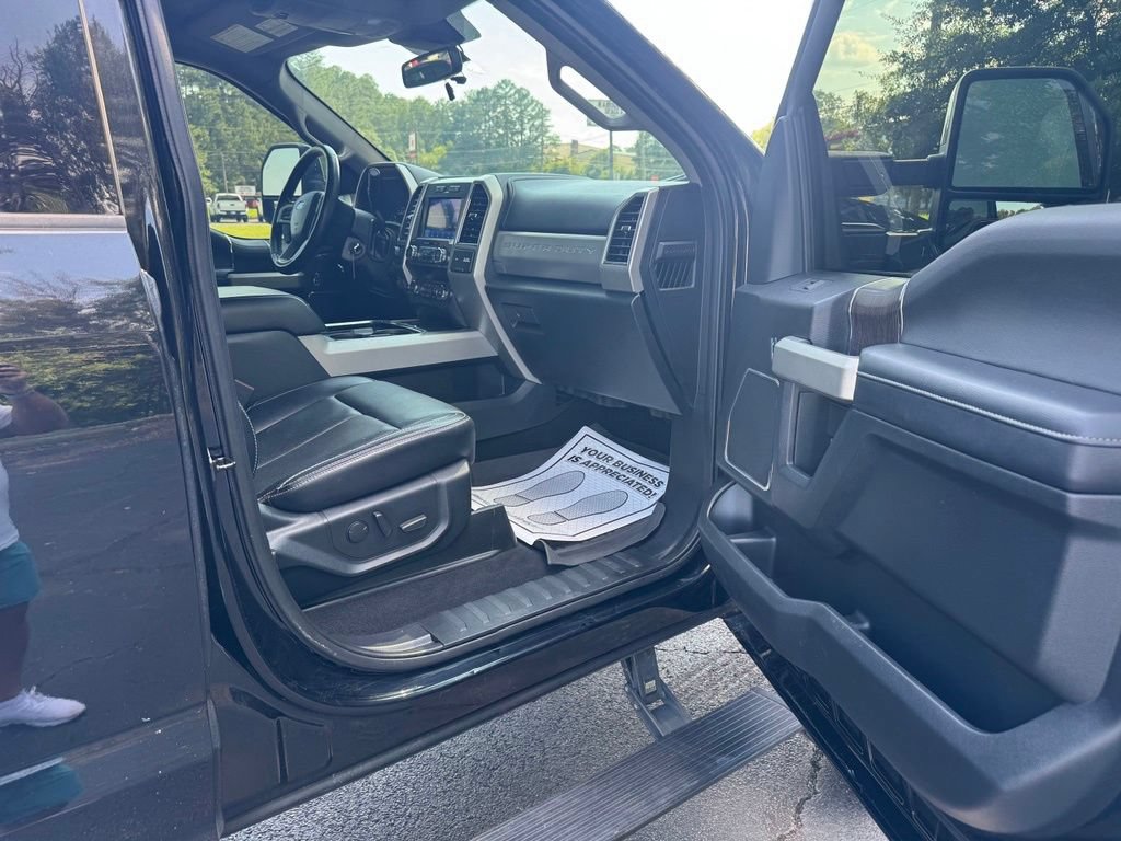 Used 2021 Ford F250 Lariat w/ FX4 Off-Road Package AWD/4WD image 14