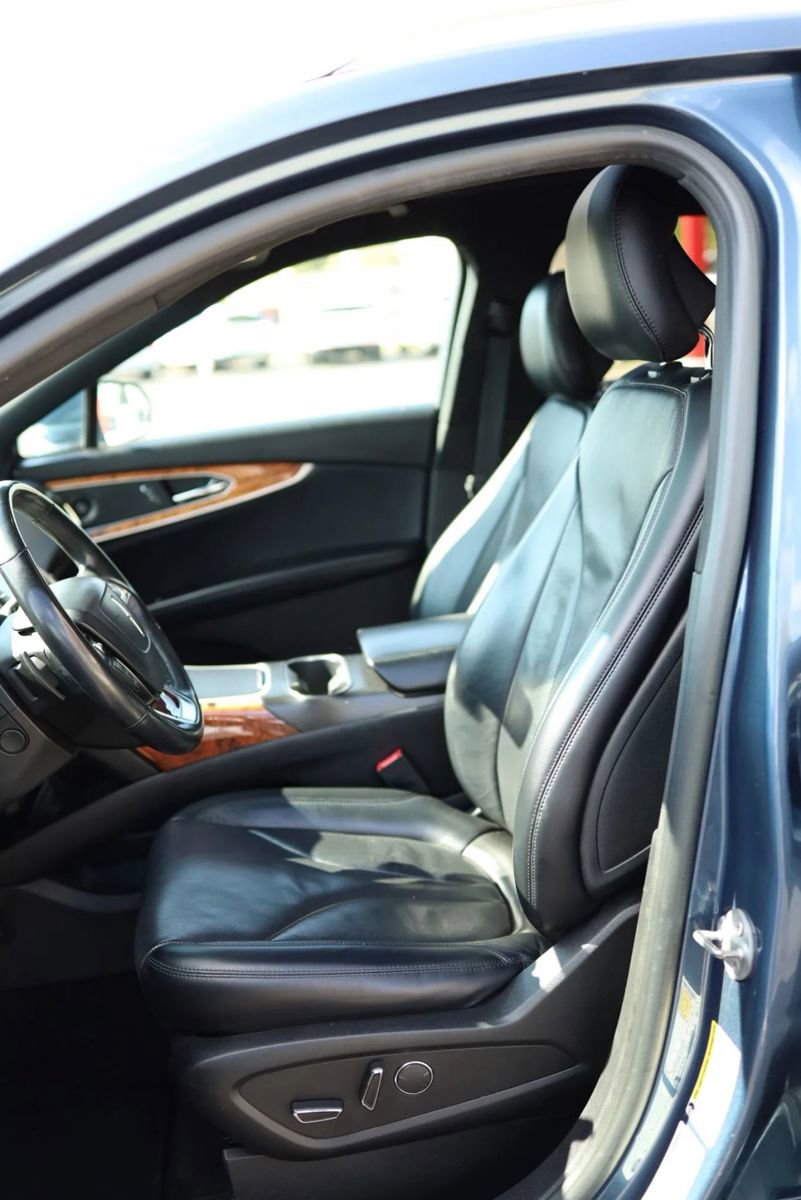 Used 2019 Lincoln Nautilus Reserve w/ Driver Assistance Package AWD/4WD image 14