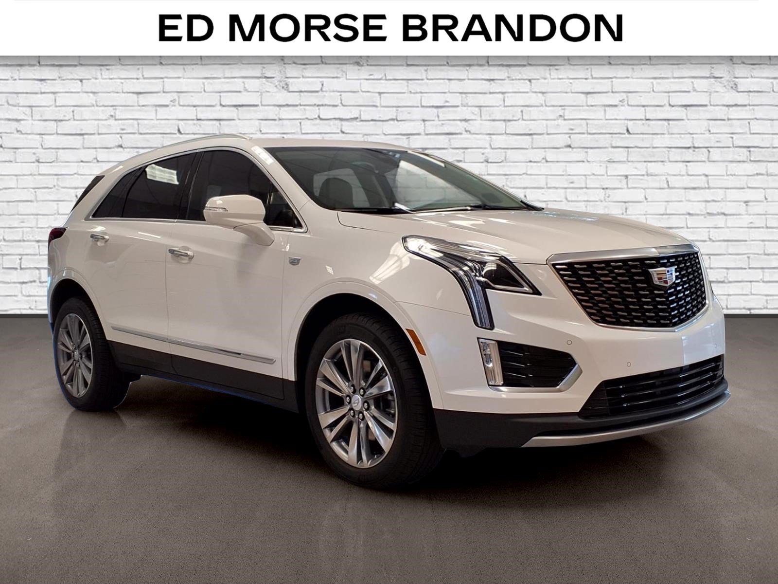 Certified 2025 Cadillac XT5 Premium Luxury FWD image 6