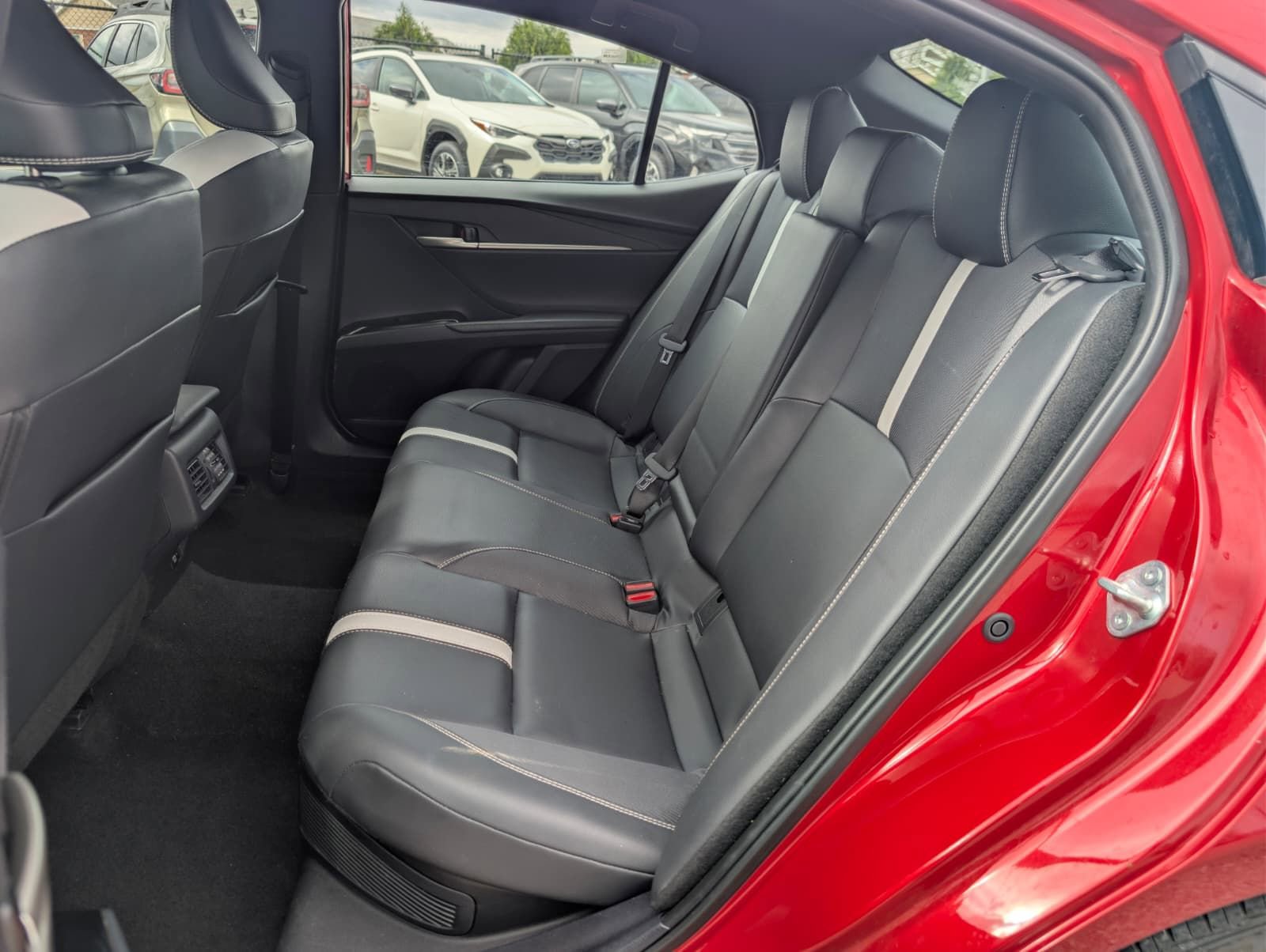 Used 2025 Toyota Camry SE FWD image 33