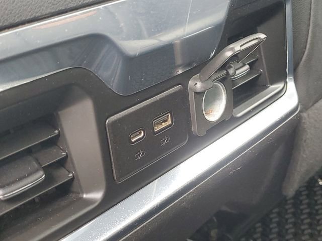 Used 2021 GMC Sierra 1500 AT4 w/ Off-Road Performance Package image 29