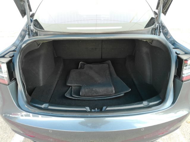 Used 2018 Tesla Model 3 Long Range RWD image 24