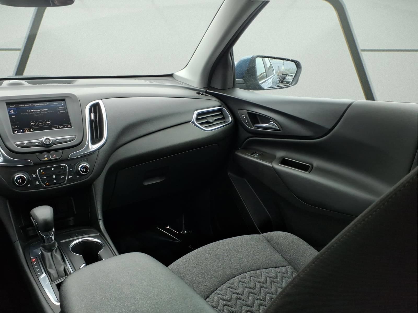 Certified 2024 Chevrolet Equinox LT FWD image 12