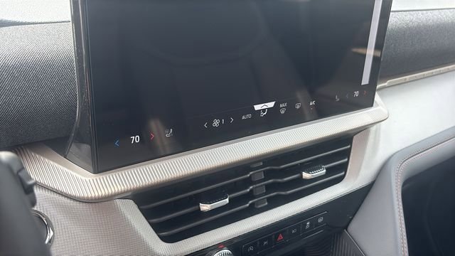 New 2026 Ford Explorer Active AWD/4WD image 19
