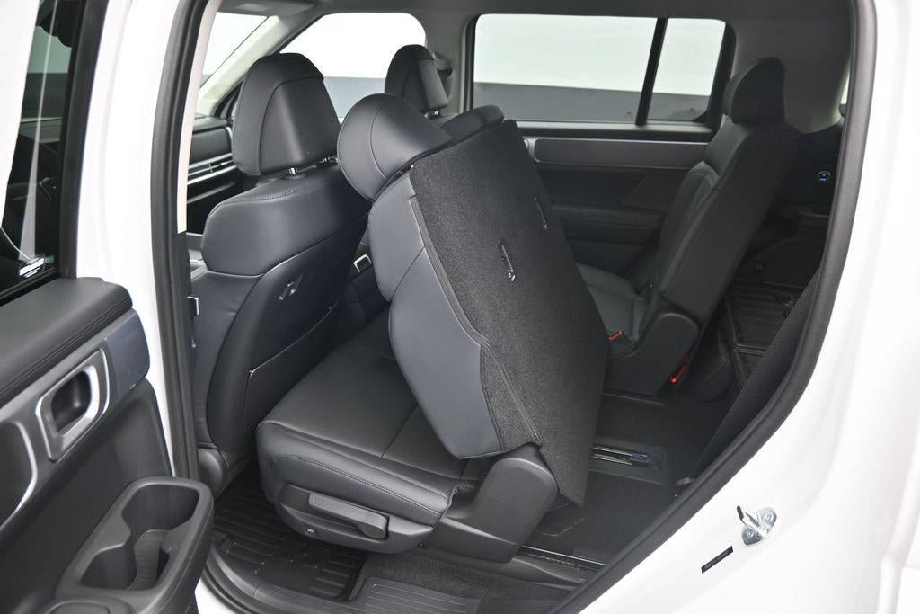 New 2027 Hyundai Santa Fe SEL AWD/4WD image 26