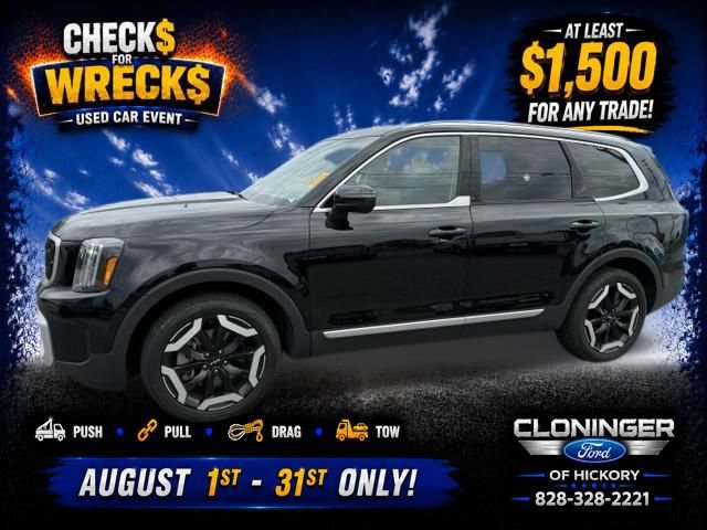 Used 2024 Kia Telluride EX w/ EX Captain's Chair Package FWD image 1