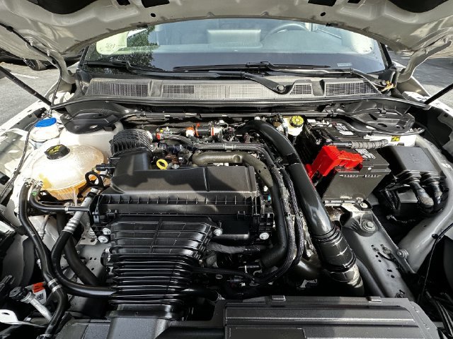 Certified 2023 Lincoln Corsair AWD w/ Equipment Group 101A image 32