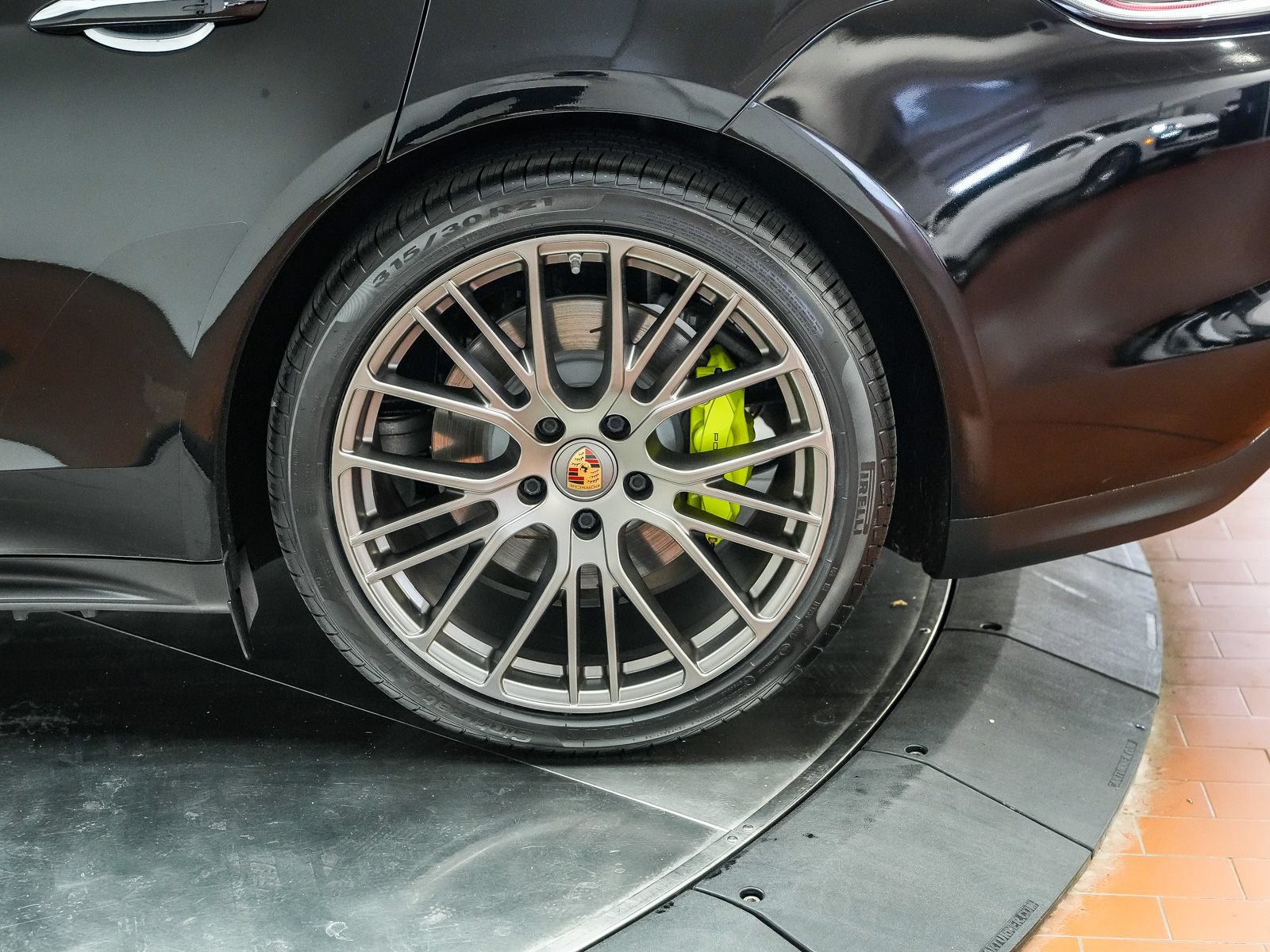 Used 2022 Porsche Panamera 4 E-Hybrid AWD/4WD image 14