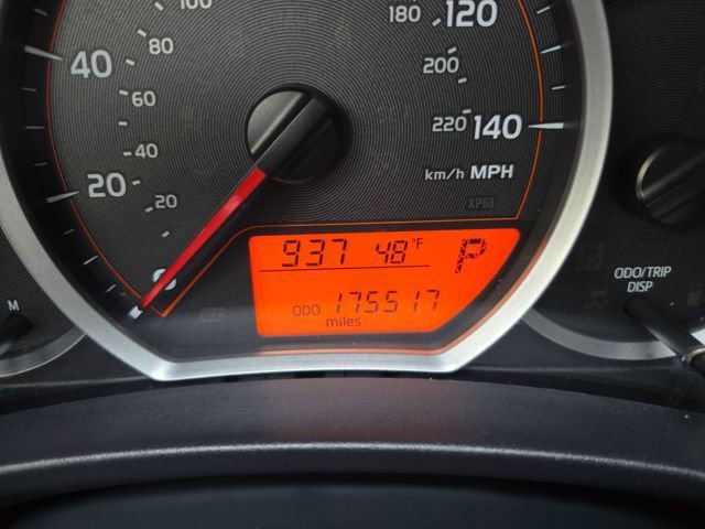 Used 2013 Toyota Yaris L image 21