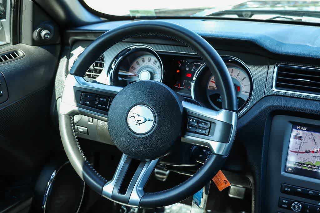 Used 2011 Ford Mustang GT Premium w/ Electronics Pkg RWD image 14