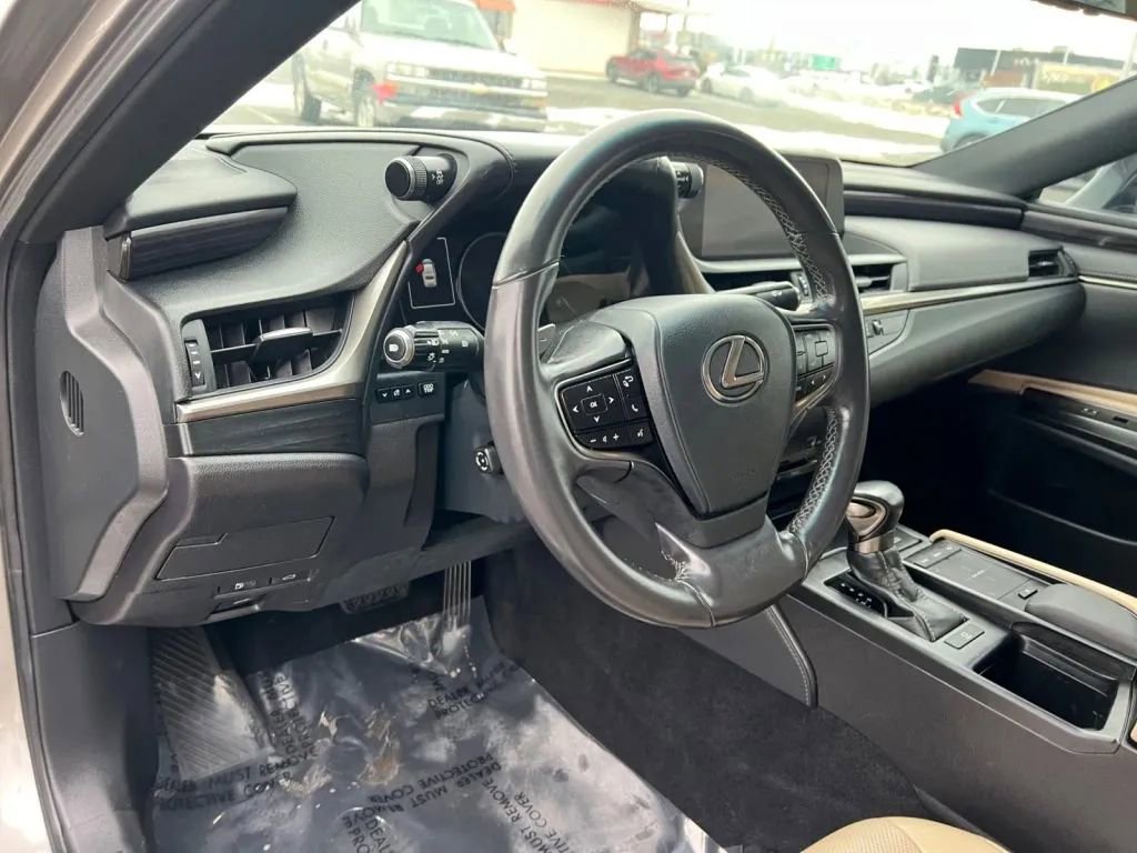 Used 2020 Lexus ES 350 w/ Premium Package image 26