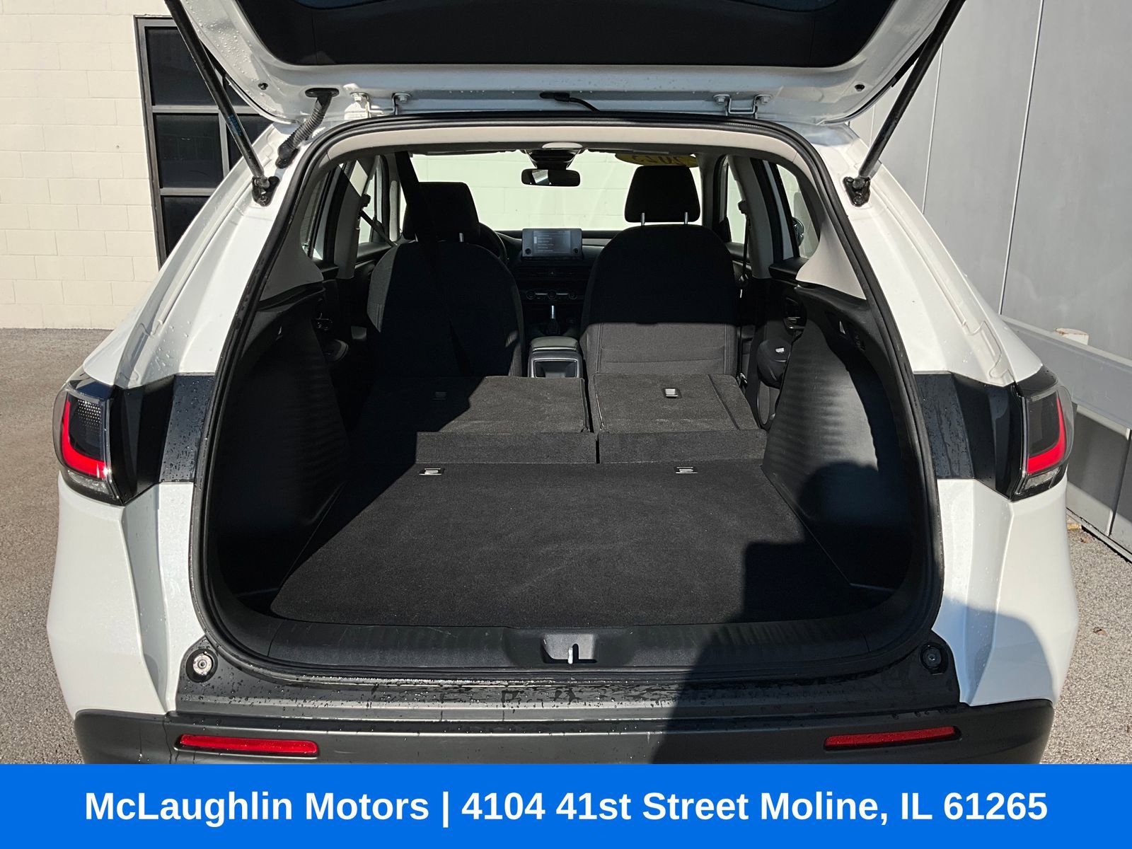 Used 2023 Honda HR-V LX image 10