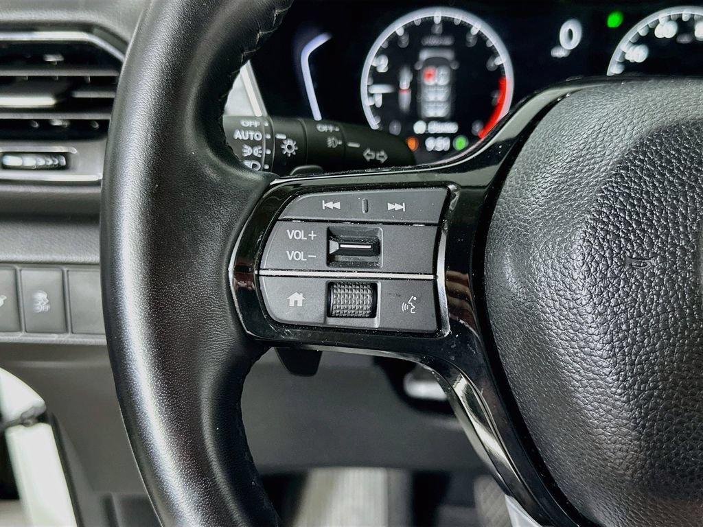 Used 2023 Honda Pilot Touring image 24