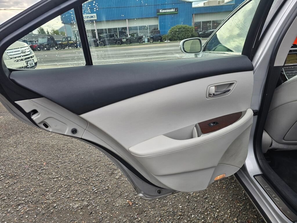 Used 2011 Lexus ES 350 image 19