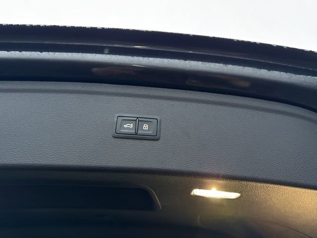 Used 2021 Audi Q5 2.0T Premium Plus w/ Premium Plus Package image 21