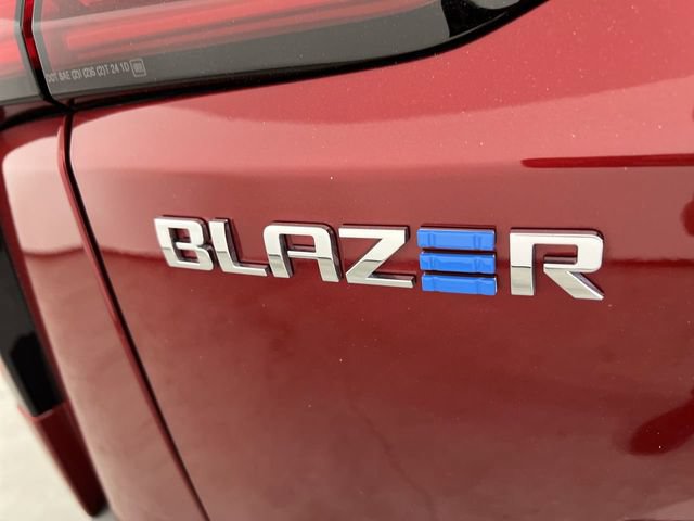Certified 2024 Chevrolet Blazer EV LT AWD/4WD image 31