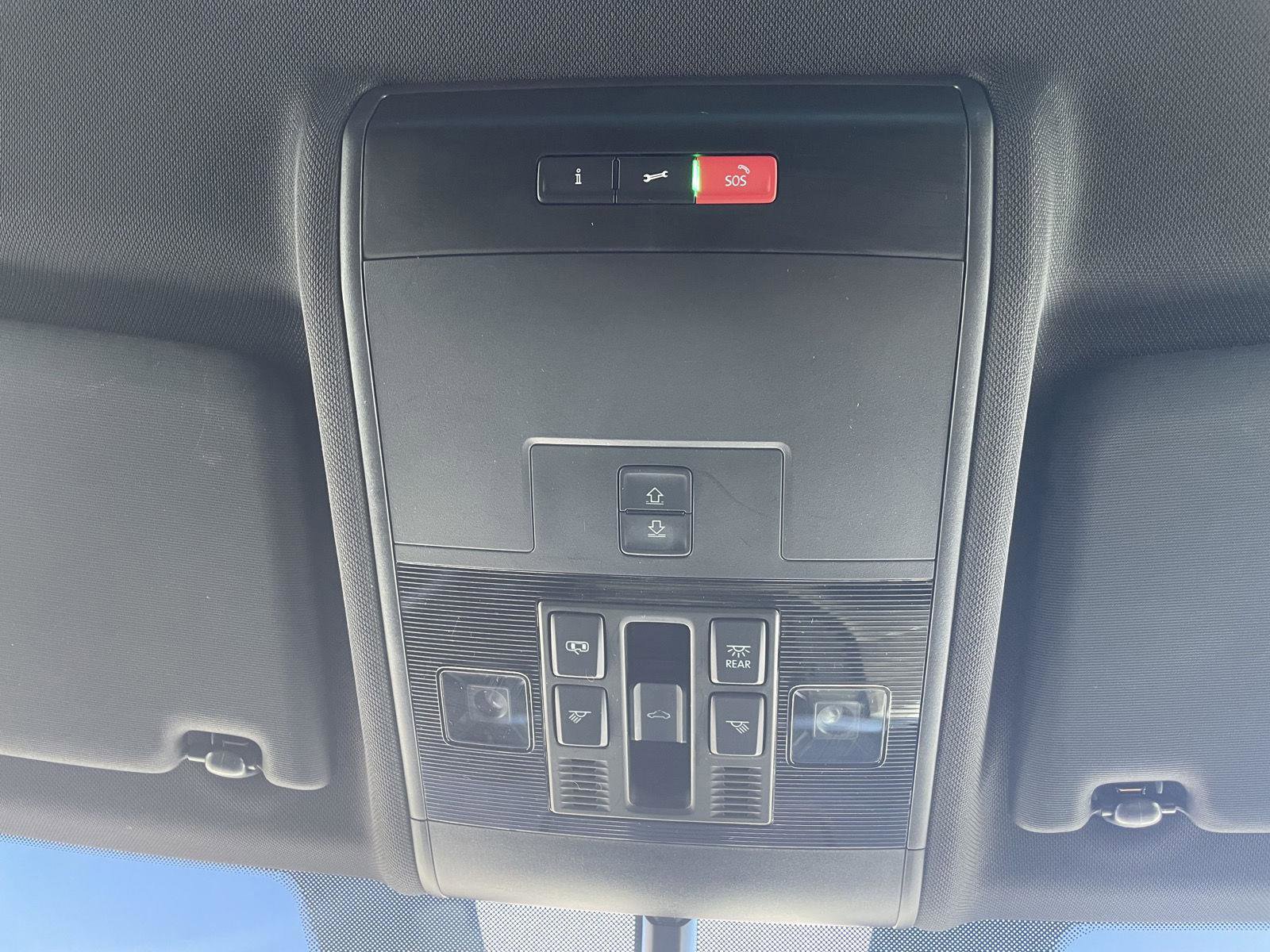 Used 2023 Volkswagen Atlas Cross Sport SE image 22