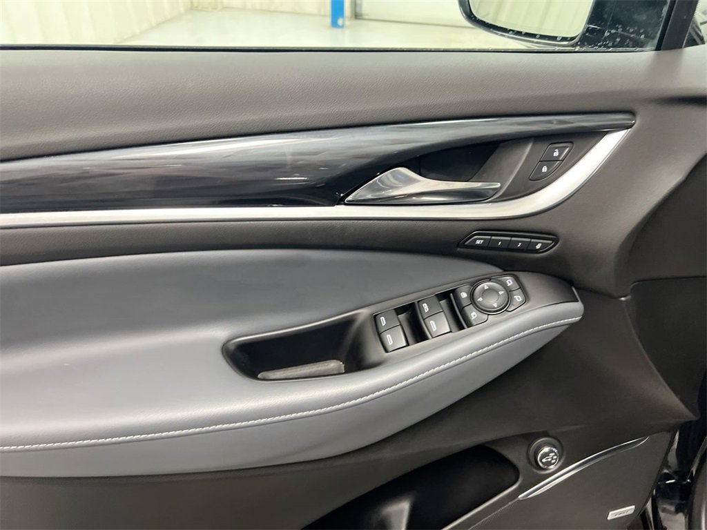 Used 2020 Buick Enclave Premium image 20