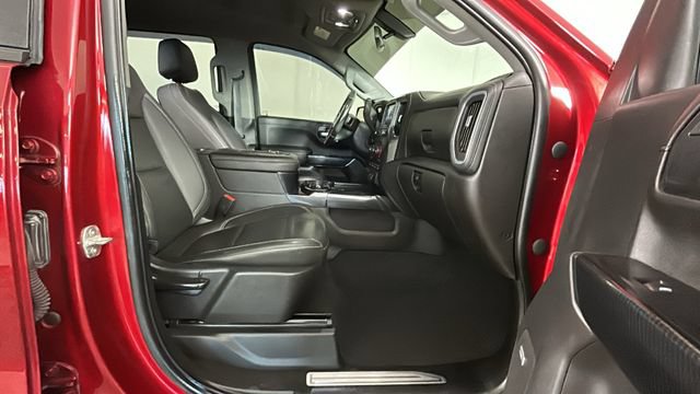 Used 2021 Chevrolet Silverado 1500 RST w/ Convenience Package II AWD/4WD image 30