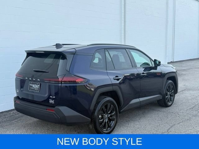 Used 2026 Toyota RAV4 XLE Premium AWD/4WD image 4