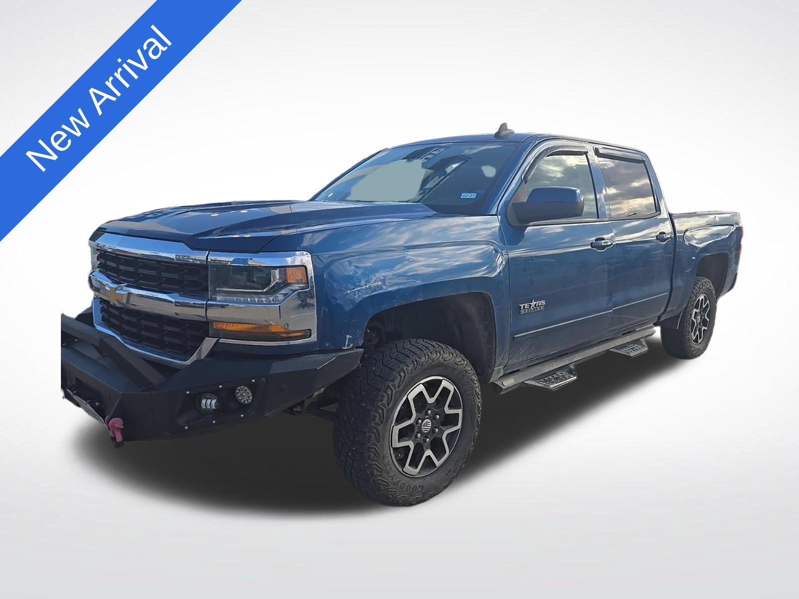 Used 2018 Chevrolet Silverado 1500 LT w/ Texas Edition AWD/4WD image 1