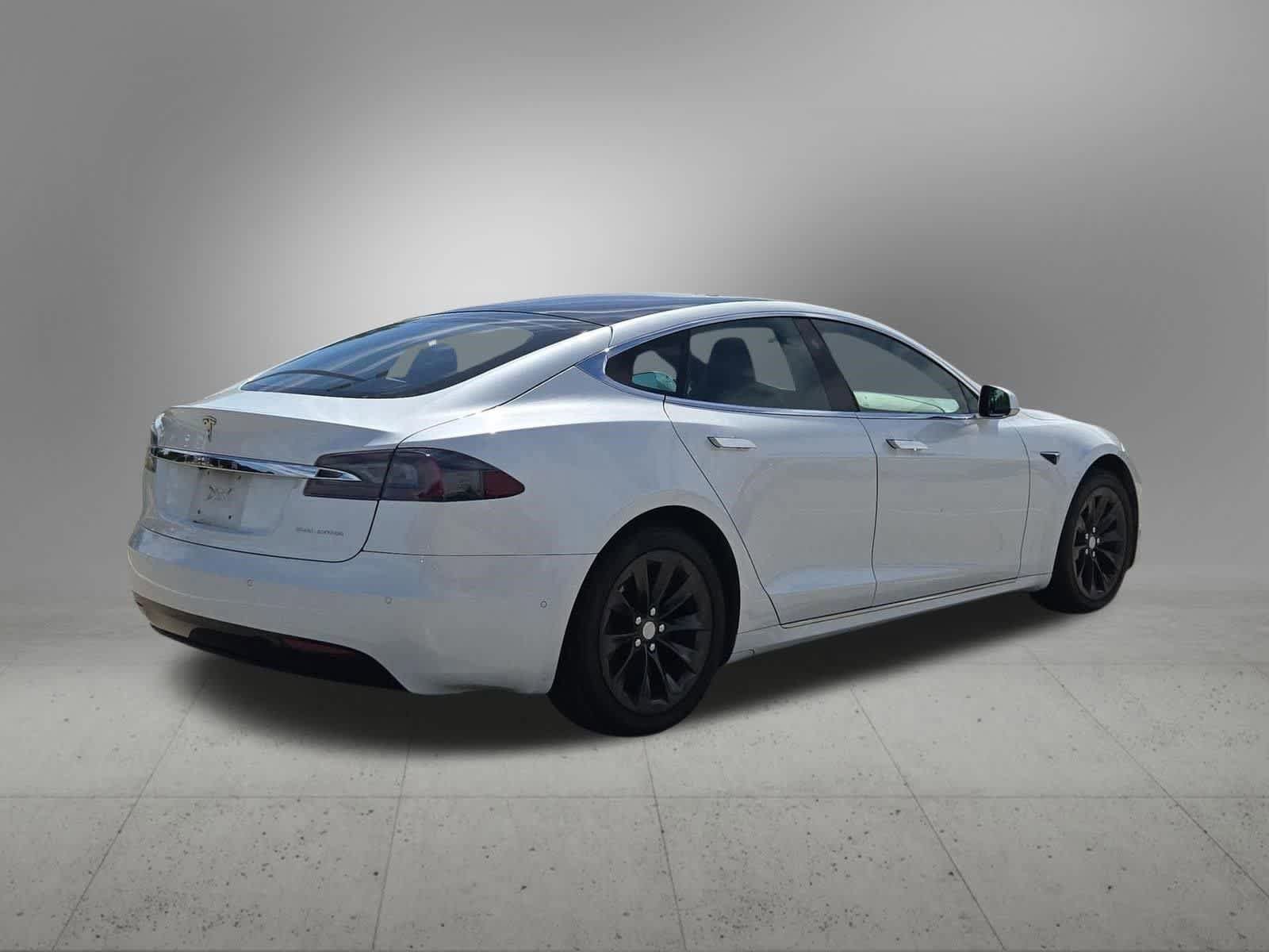 Used 2020 Tesla Model S Long Range AWD/4WD image 6