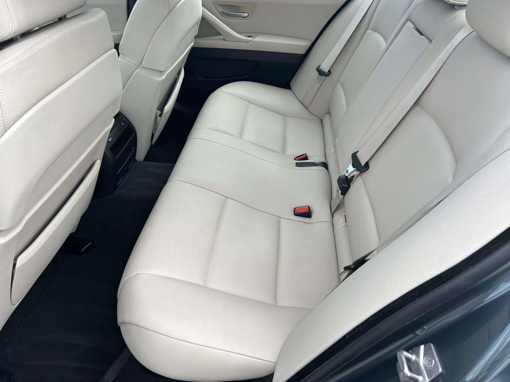Used 2012 BMW 535i Sedan RWD image 13