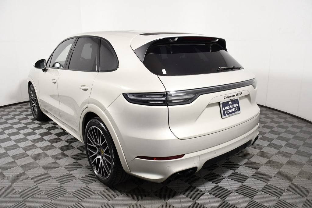 Used 2021 Porsche Cayenne GTS AWD/4WD image 4