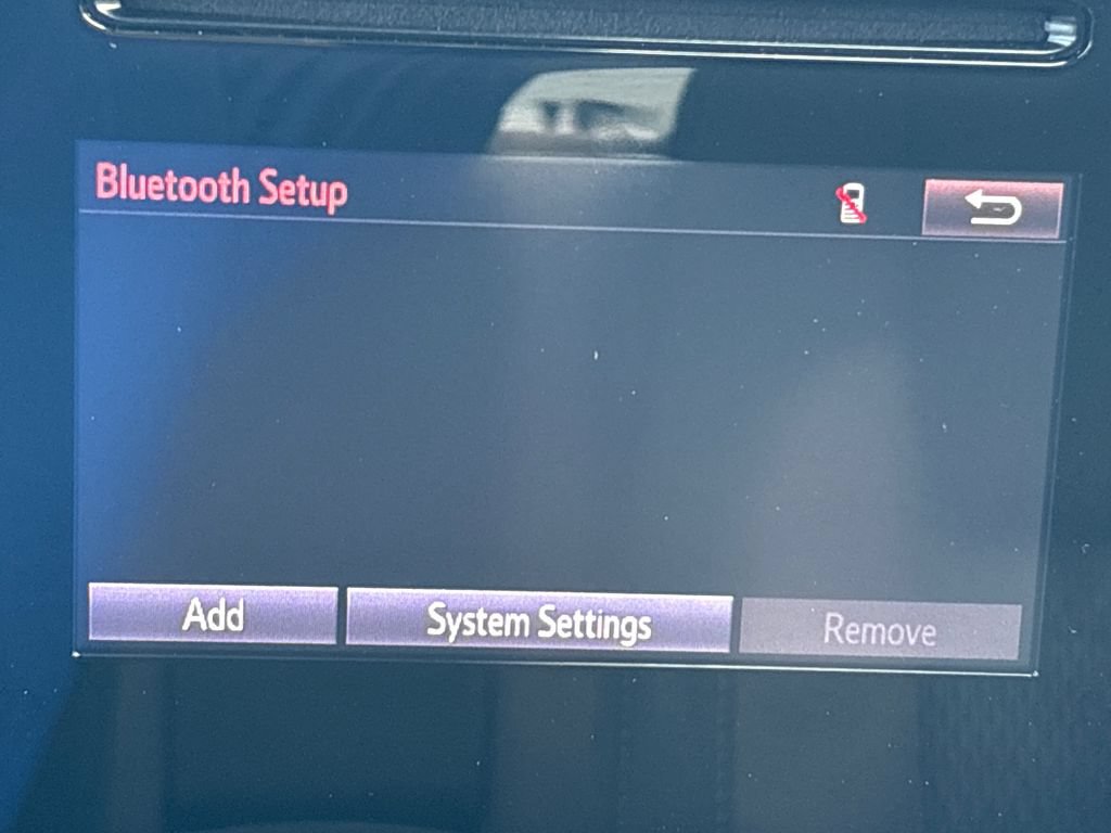 Used 2018 Toyota Corolla LE w/ Carpet Mat Package (TMS) FWD image 22