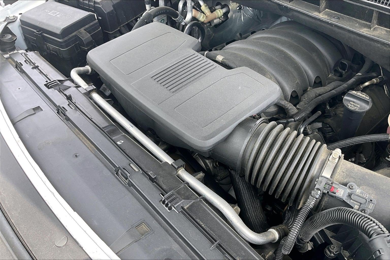 Used 2024 Chevrolet Tahoe LS AWD/4WD image 35