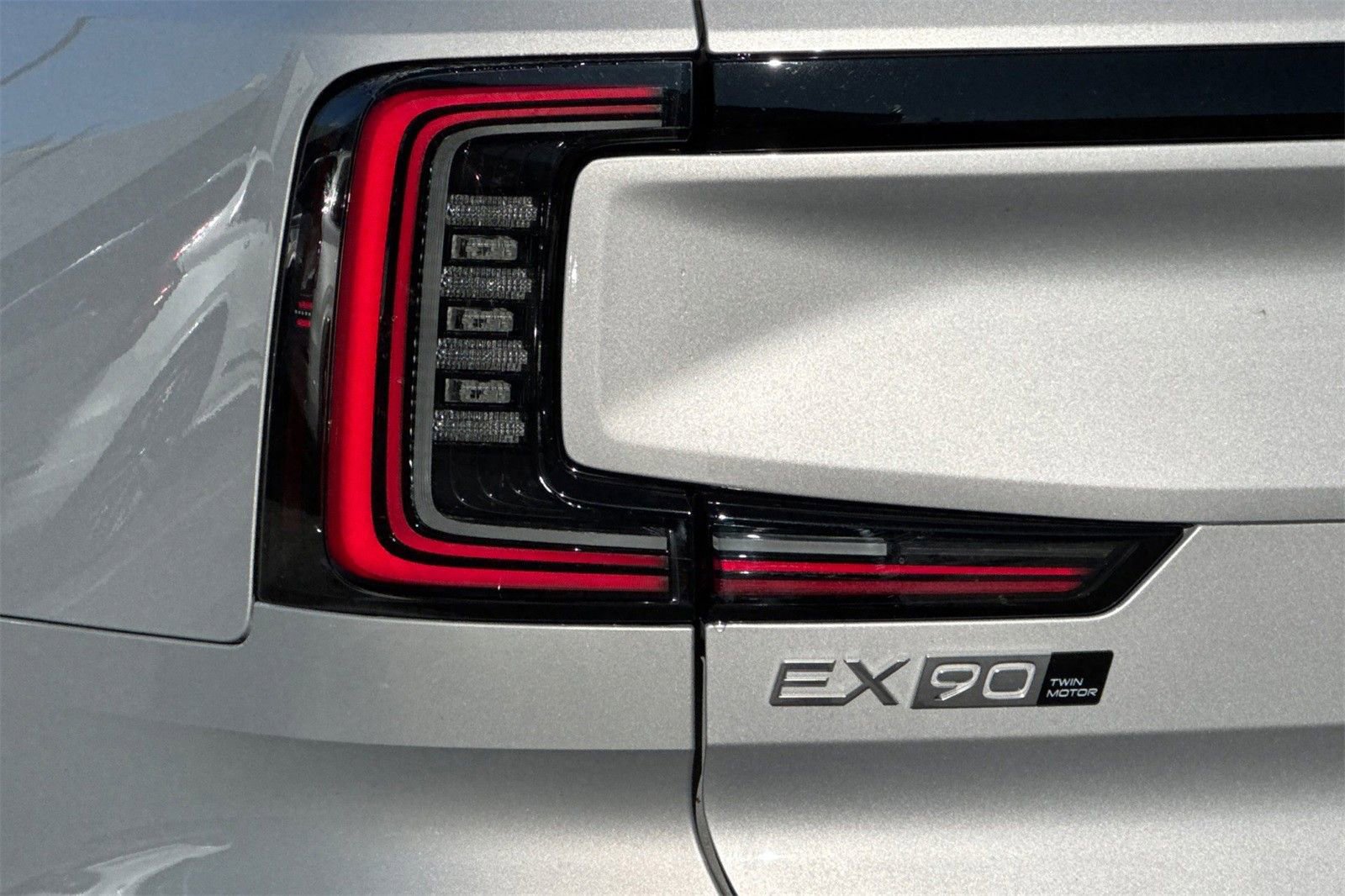 New 2025 Volvo EX90 Ultra image 26